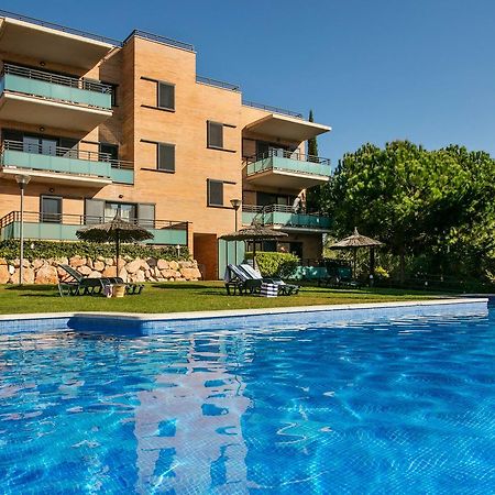 Pierre & Vacances Салоу Екстериор снимка
